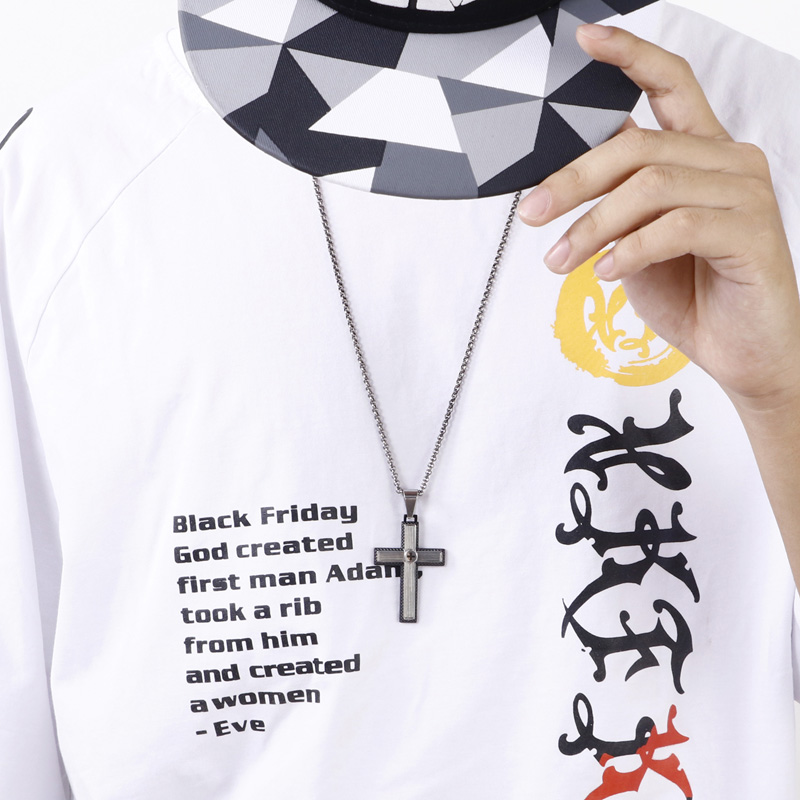 Kalen Hiphop Cross Pendant Nec - Men Accessories Singapore 评论和价格